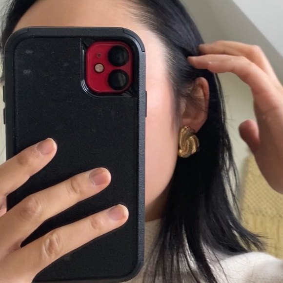 3 for $30 vintage gold structured ear clips with sparkles - Picture 4 of 7